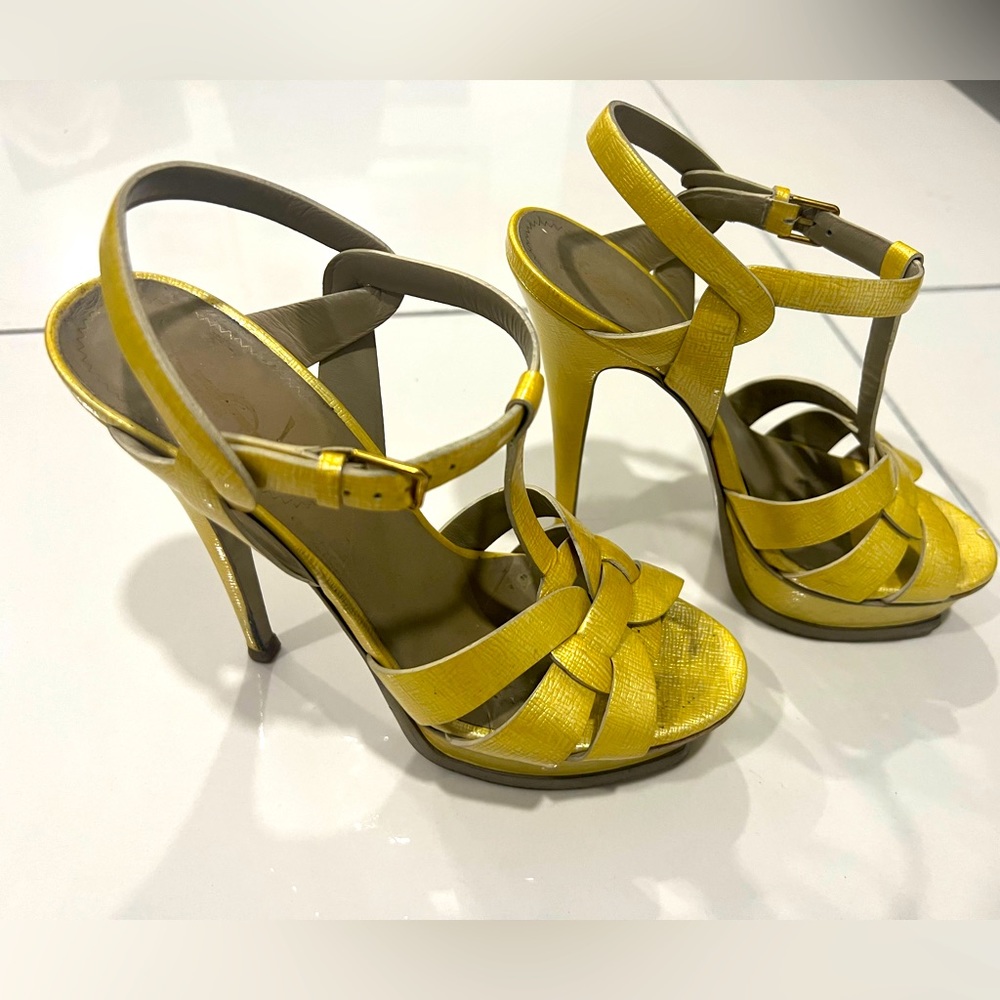 YSL tribute sandals good condition used a couple of times, very comfortable.